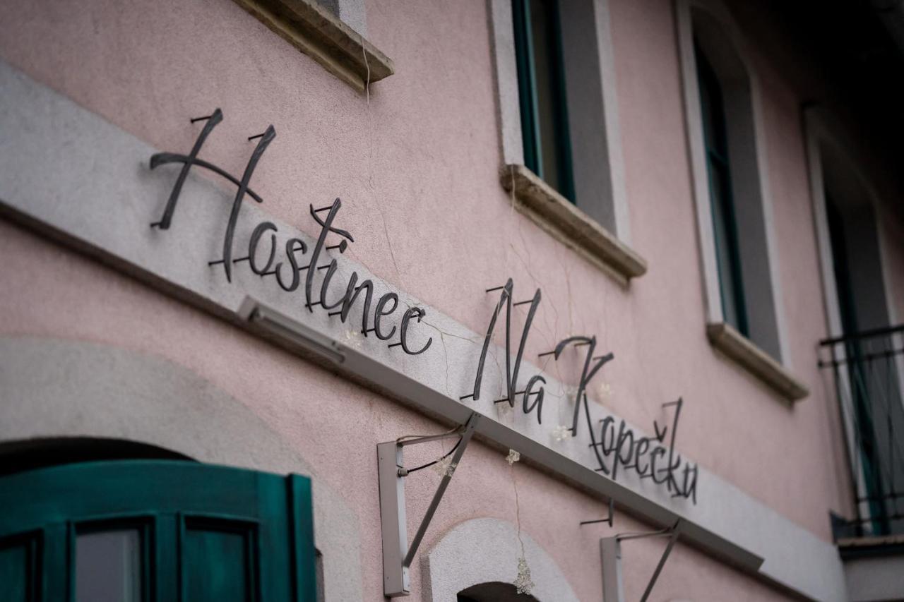 Dvůr Králové nad Labem Na Kopecku Ad 1795 - Penzion S Restauraci A Wellness V Podkrkonosi מראה חיצוני תמונה